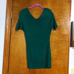Green short sleeve top